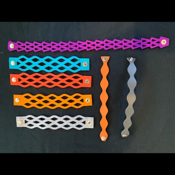 7 custom bracelet 100% wool & leather New - Picture 2 of 2